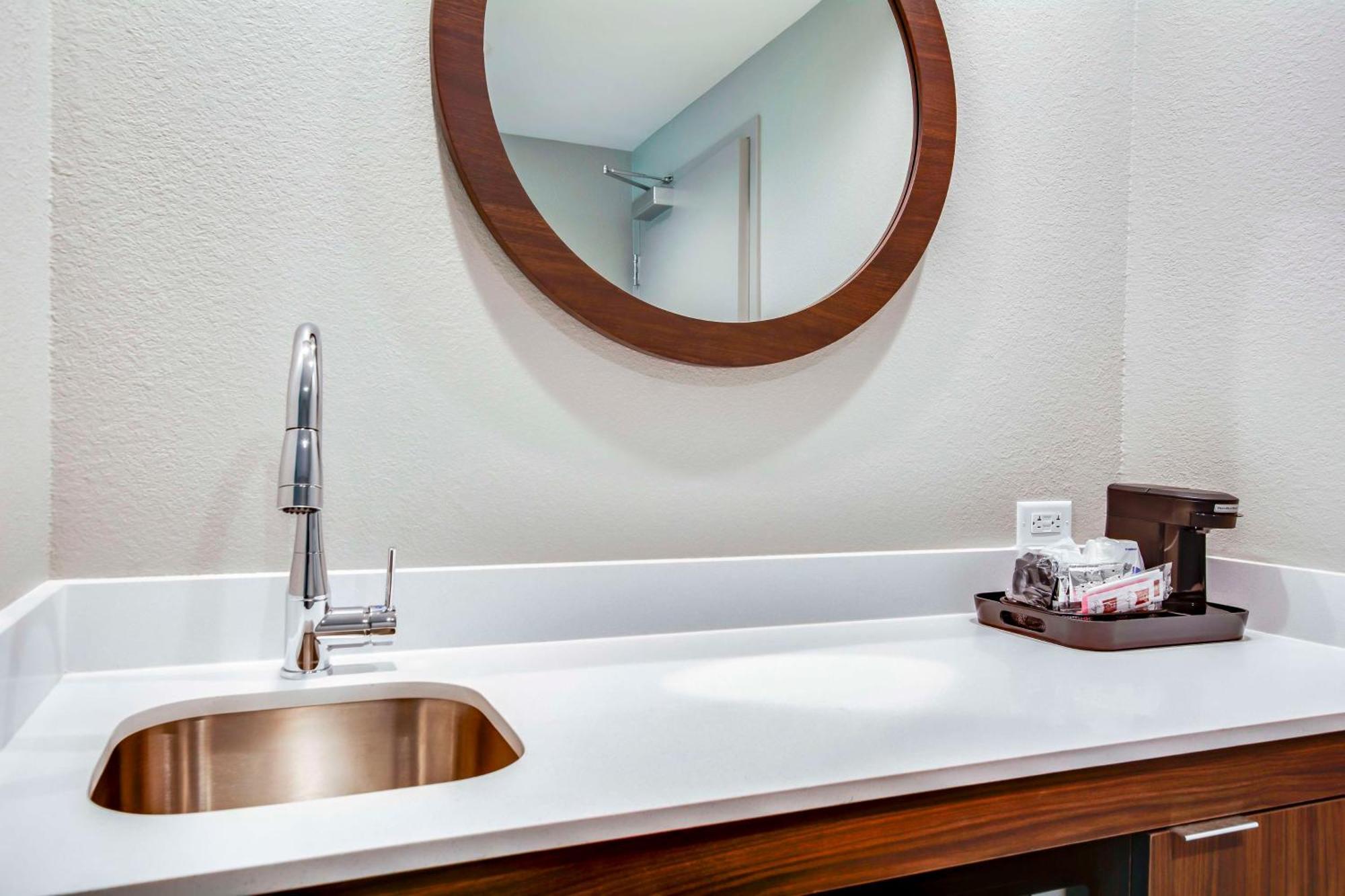 Hampton Inn & Suites By Hilton Louisville East Oxmoor المظهر الخارجي الصورة